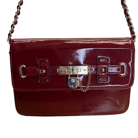 Anne Klein Red Patent Faux Leather Gold Lock Accent Chain Strap Shoulder Bag - Picture 1 of 13